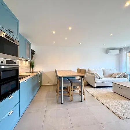 Beautiful 3-bedroom - Walking Distance To Beaches - Swimming Pool - Parking Apartment